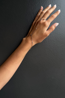 SIENNA BEADED HANDCHAIN